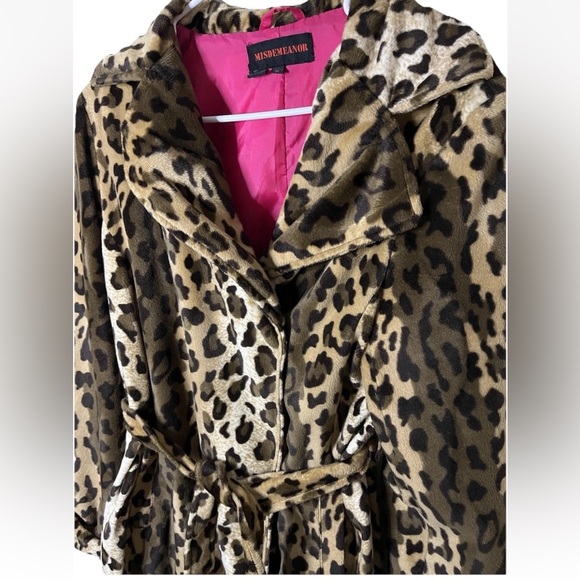 Misdemeanor Women’s Animal Print Medium Weight Jacket Button Up Size M EUC Y2K - Picture 4 of 6